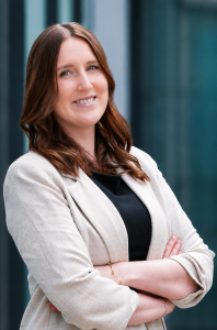 Dr. Anna Luthin